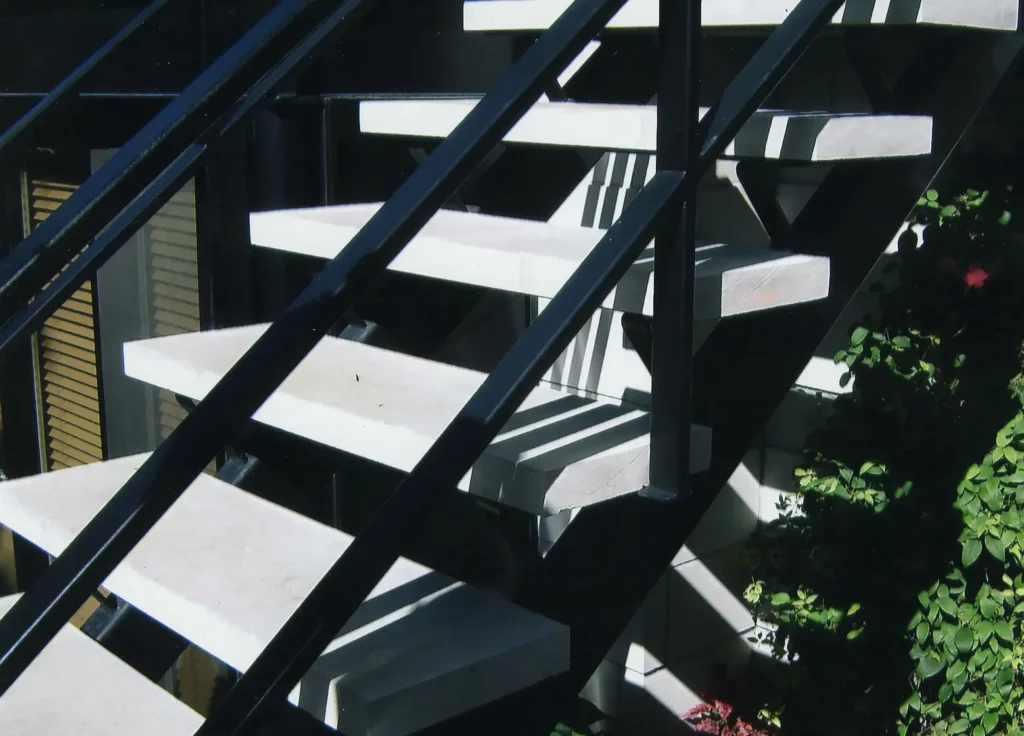 Cement with steel steps